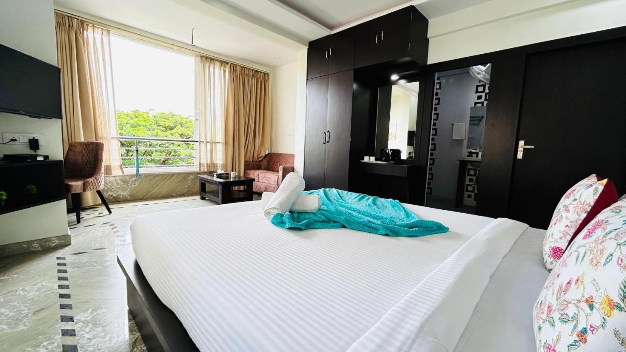 Bluo Lake View Newtown - Boutique Hotel Колката Екстер'єр фото