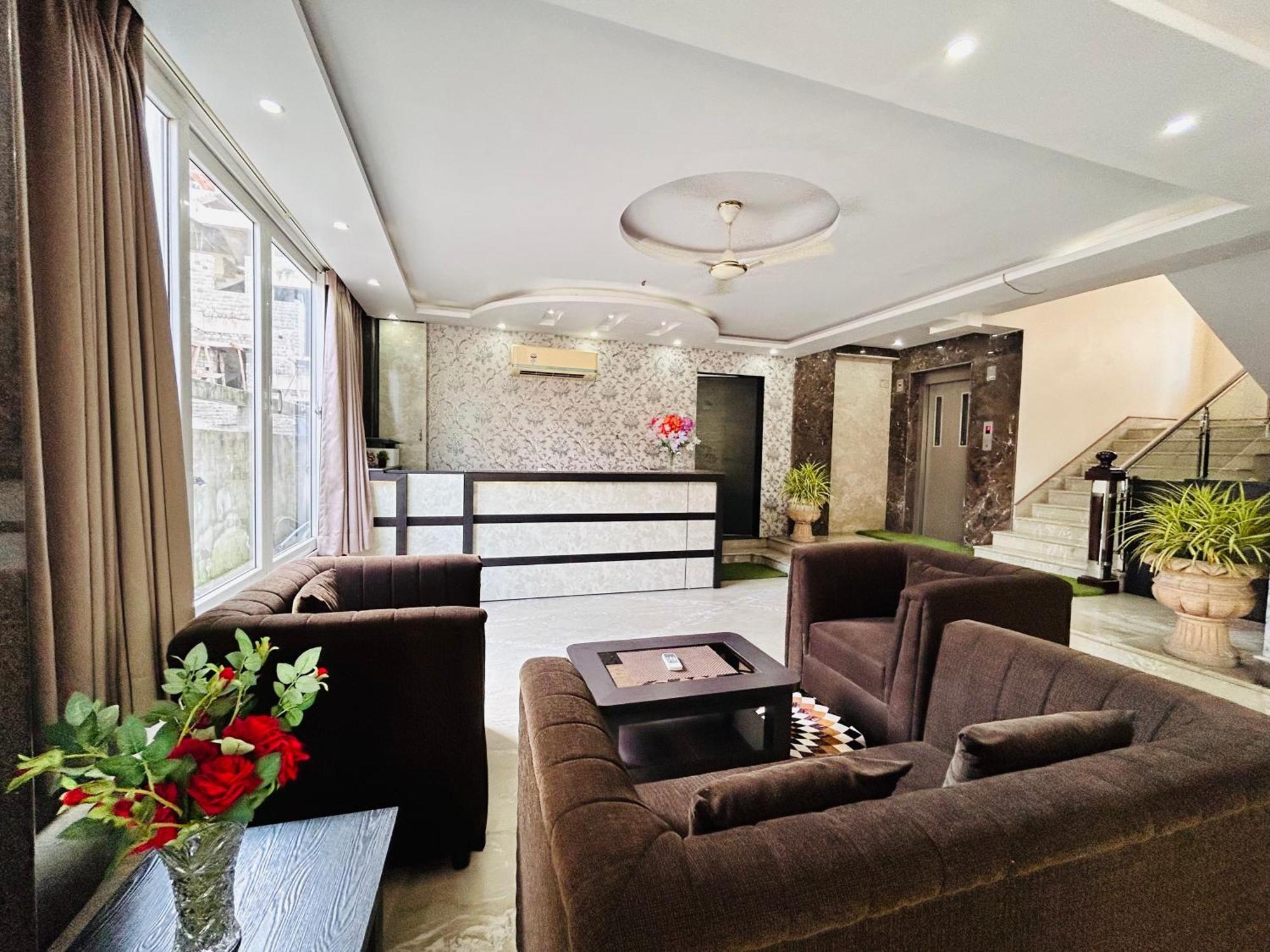 Bluo Lake View Newtown - Boutique Hotel Колката Екстер'єр фото